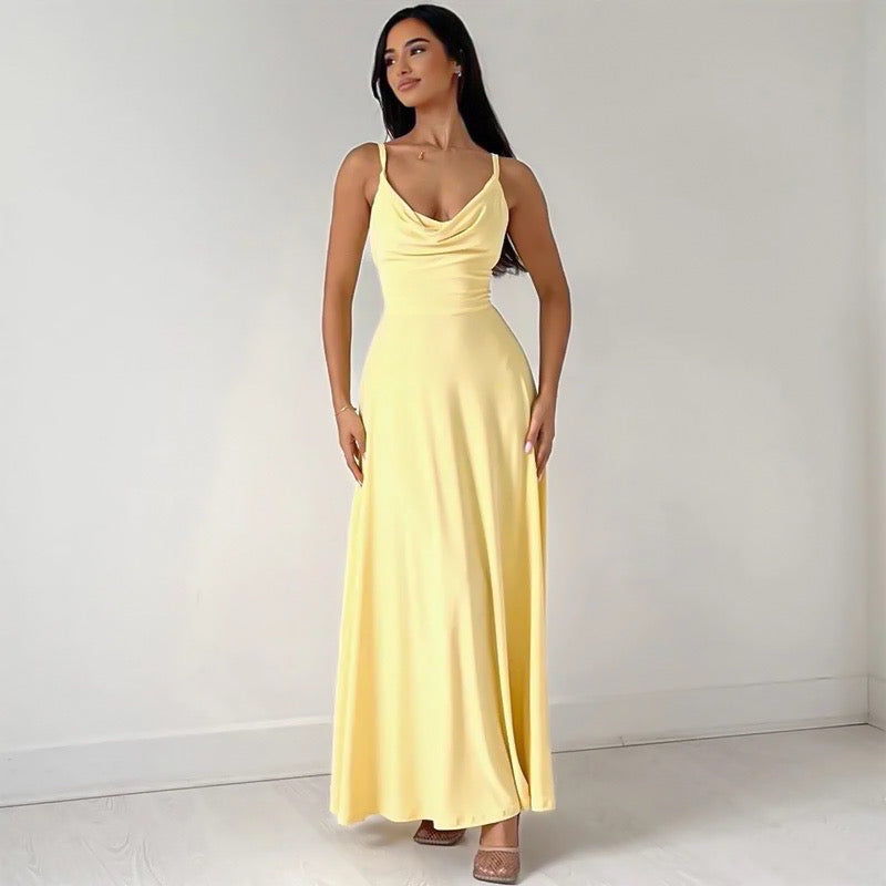 Robe longue à bretelles fines