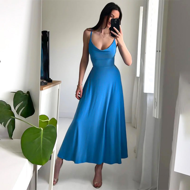 Robe longue à bretelles fines