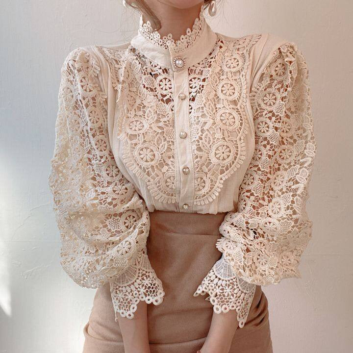 Blouse dentelle romantique