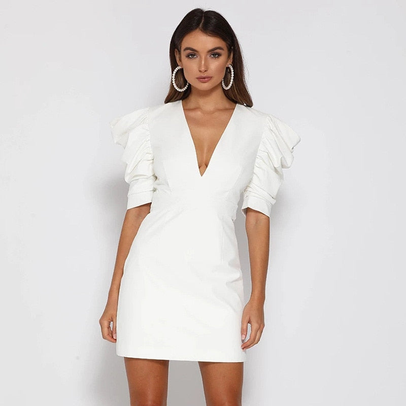 Robe courte à manches bouffantes structurées