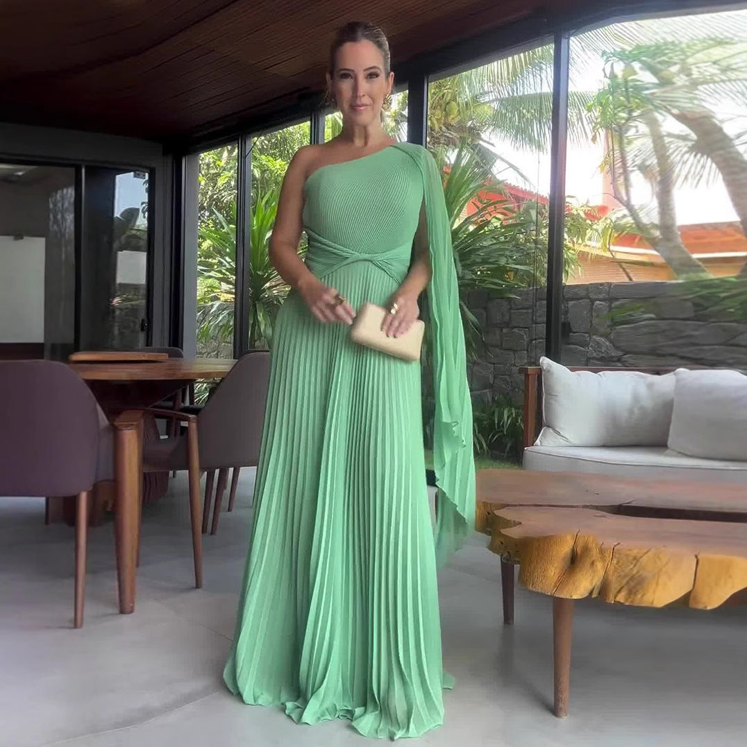 Robe longue plissée asymétrique