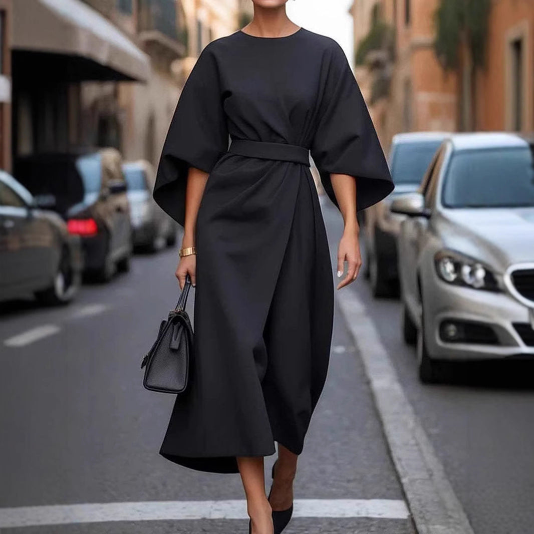 Robe mi-longue ceinturée chic