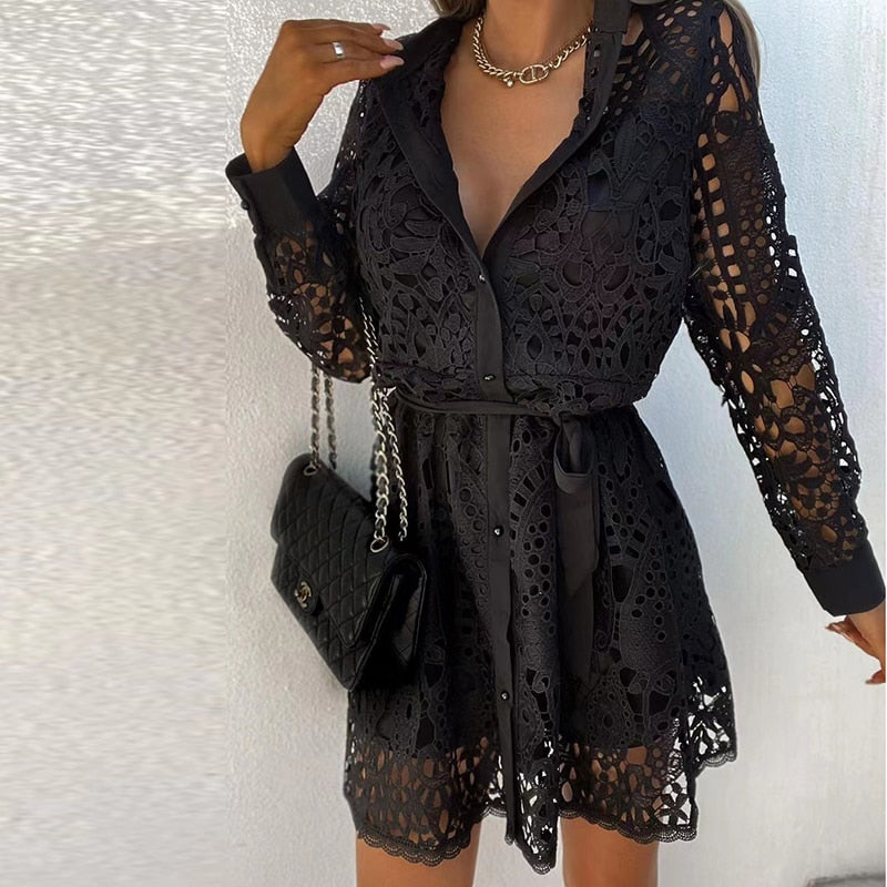 Robe chemise courte brodée