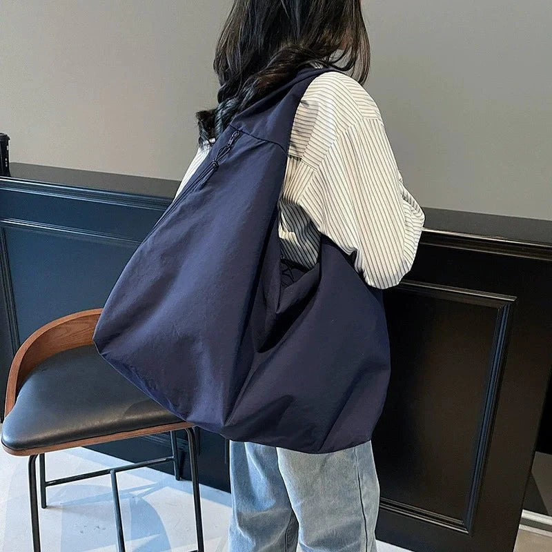 Lavinque Bags Bleu Sac Hobo Noir | Souple et Minimaliste | Ultra Léger et Tendance