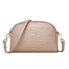 Lavinque Bags Kaki Sac Bandoulière | Effet Croco Noir | Élégant & Texturé