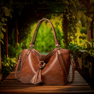 Lavinque Bags Marron Sac Seau Élégant à Pompons | Marron Vintage | Boho Chic & Pratique au Quotidien