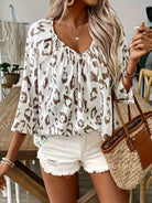 Lavinque blouse Kaki / S Blouse fluide imprimé léopard | Blouse | Chic et légèreté pour un look tendance