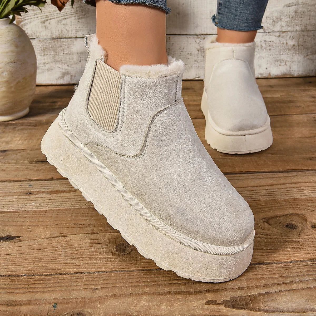 Lavinque Boots Crème / 35 Bottines fourrées style chelsea | Bottines | Chaleur et confort hivernal