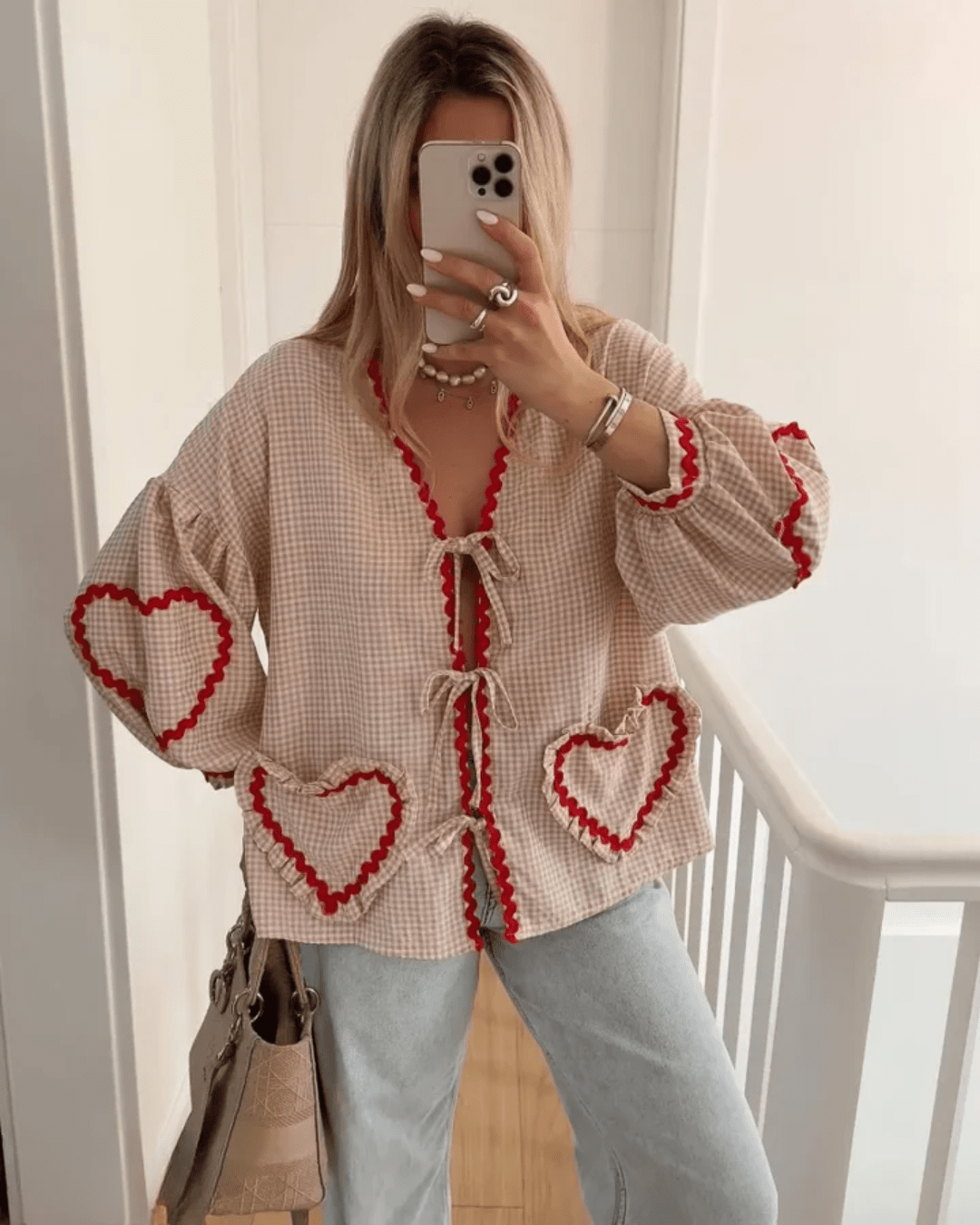 Lavinque Cardigan Blouse Bohème | Beige et Rouge | Détails Cœur et Esprit Romantique