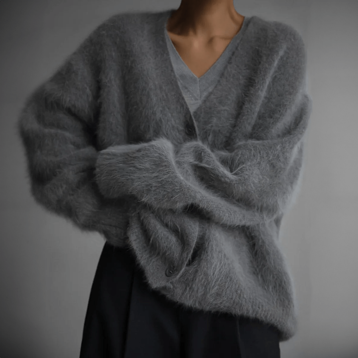 Lavinque Cardigan Gris foncé / S Cardigan en maille duveteuse | Beige | Chaleur et élégance cocooning