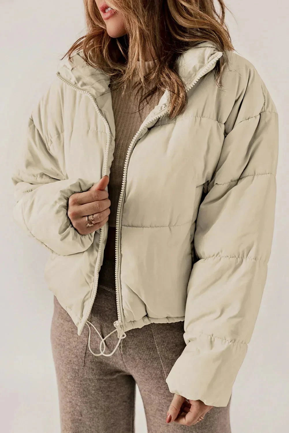 Lavinque Coats & Jackets Beige / S Doudoune Courte | Beige Kaki | Chaude & Décontractée