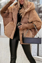 Lavinque Coats & Jackets Cape Manteau Doublée en Fausse Fourrure | Beige | Douceur, Volume et Élégance Cocooning