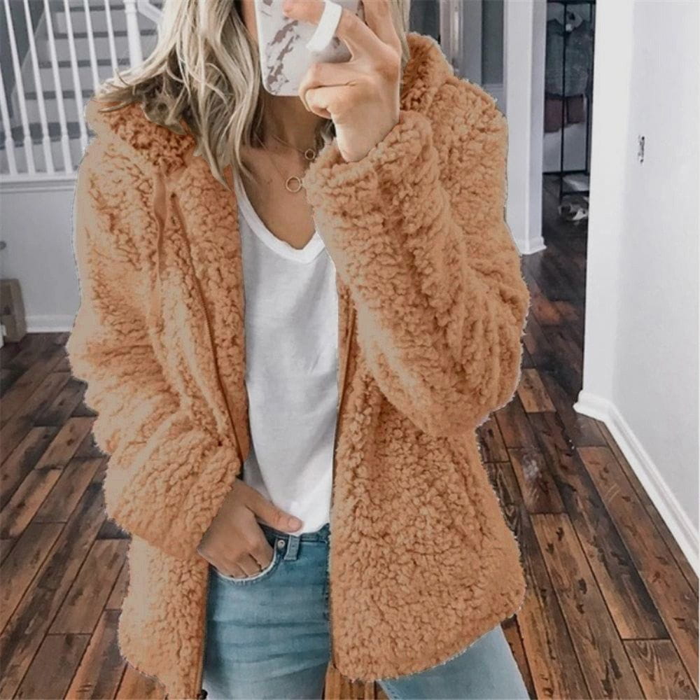 Lavinque Coats & Jackets Cappuccino / S Veste Douillette en Fausse Fourrure | Cocooning | Chaude et Tendance