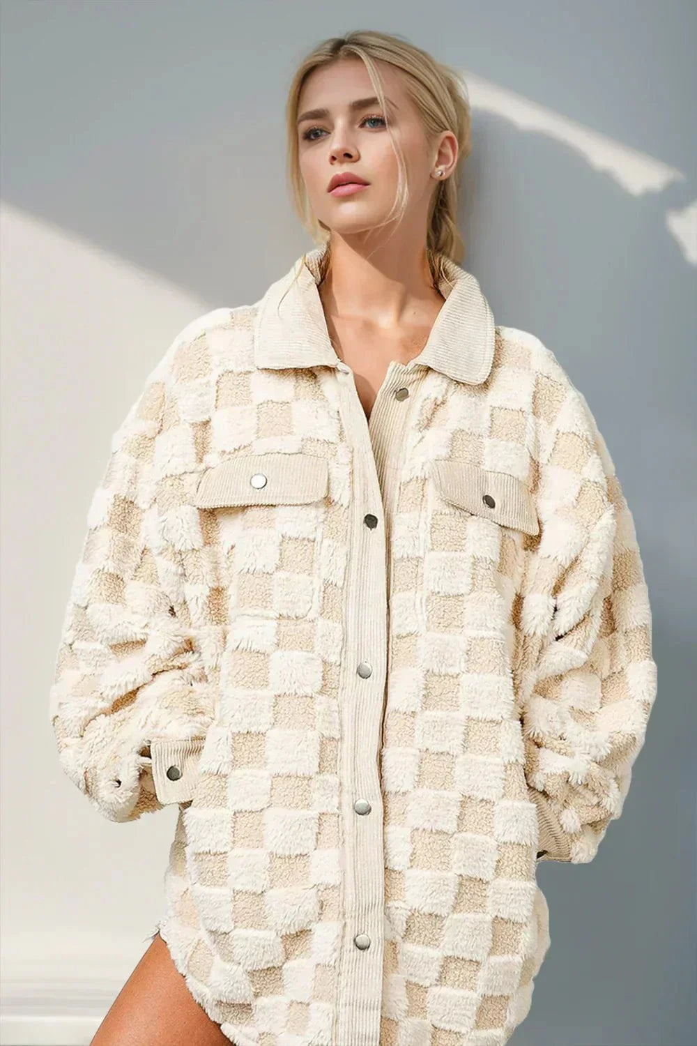 Lavinque Coats & Jackets Crème / S Surchemise Peluche | Écru à Carreaux | Oversize & Douillette