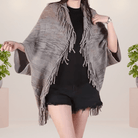 Lavinque Coats & Jackets Gris / Taille Unique Poncho à franges bohème | Poncho | Élégance et chaleur décontractée