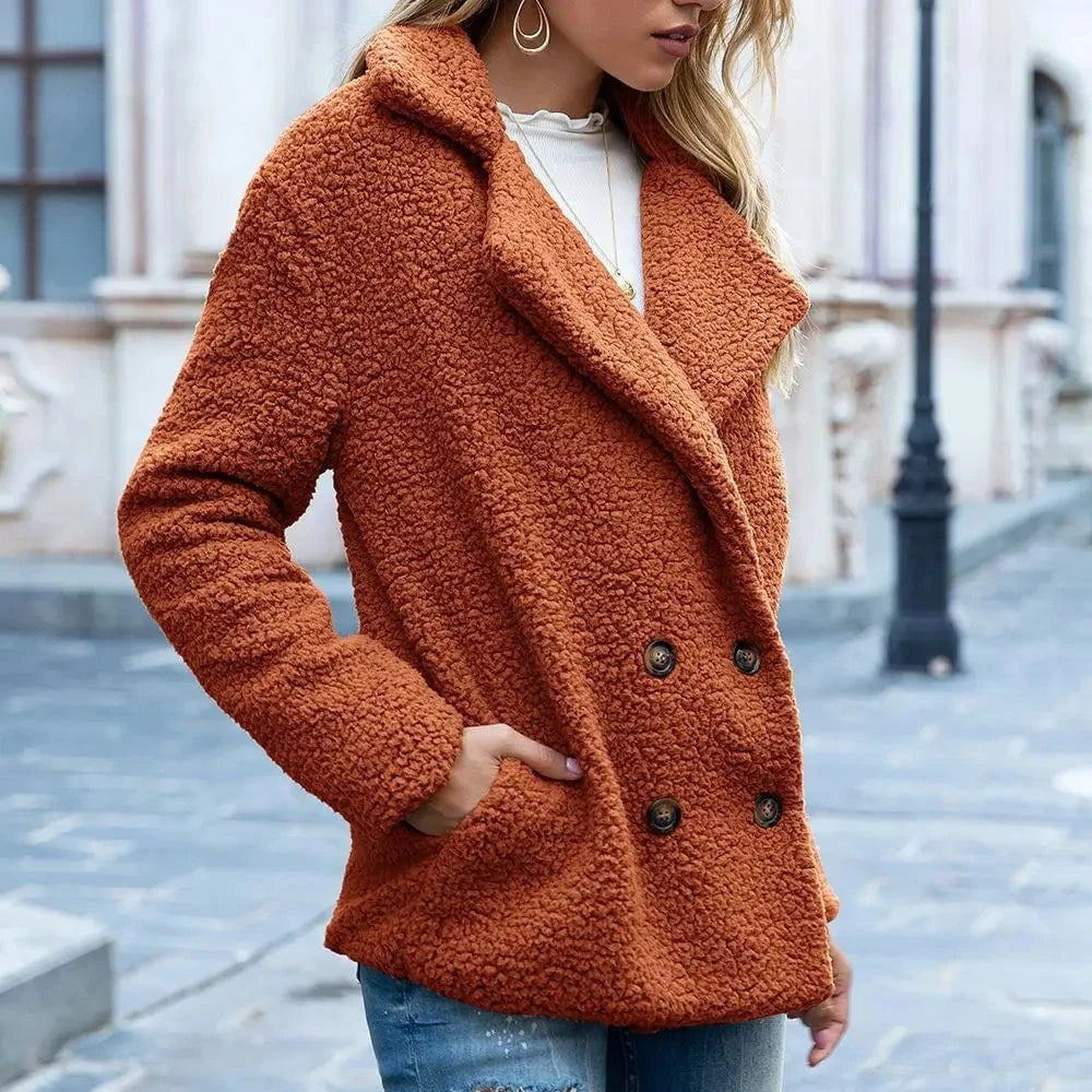 Lavinque Coats & Jackets Orange / S Veste en Mouton Bouclé | Marron Chocolat | Douce et Tendance