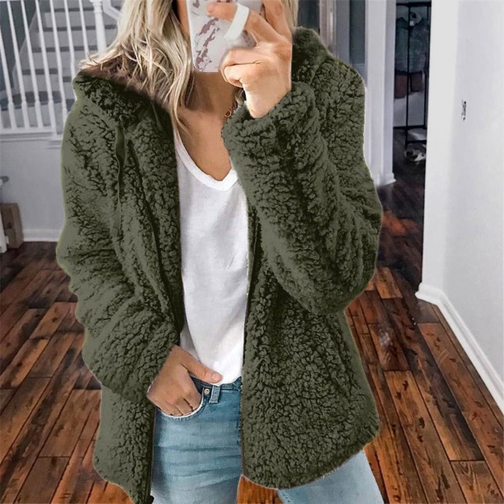 Lavinque Coats & Jackets Vert / S Veste Douillette en Fausse Fourrure | Cocooning | Chaude et Tendance