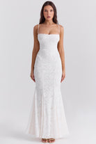 Lavinque Dress Blanc / XS Robe Sirène Blanche | Dentelle | Élégante et Féminine