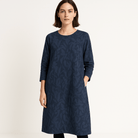 Lavinque Dress Bleu Marine / S Robe Noire Décontractée | Manches Longues | Motif Ton sur Ton