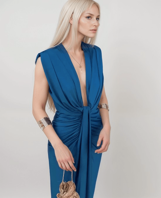 Lavinque Dress Bleu / S Robe Longue Drapée | Décolleté Plongeant | Élégance et Glamour