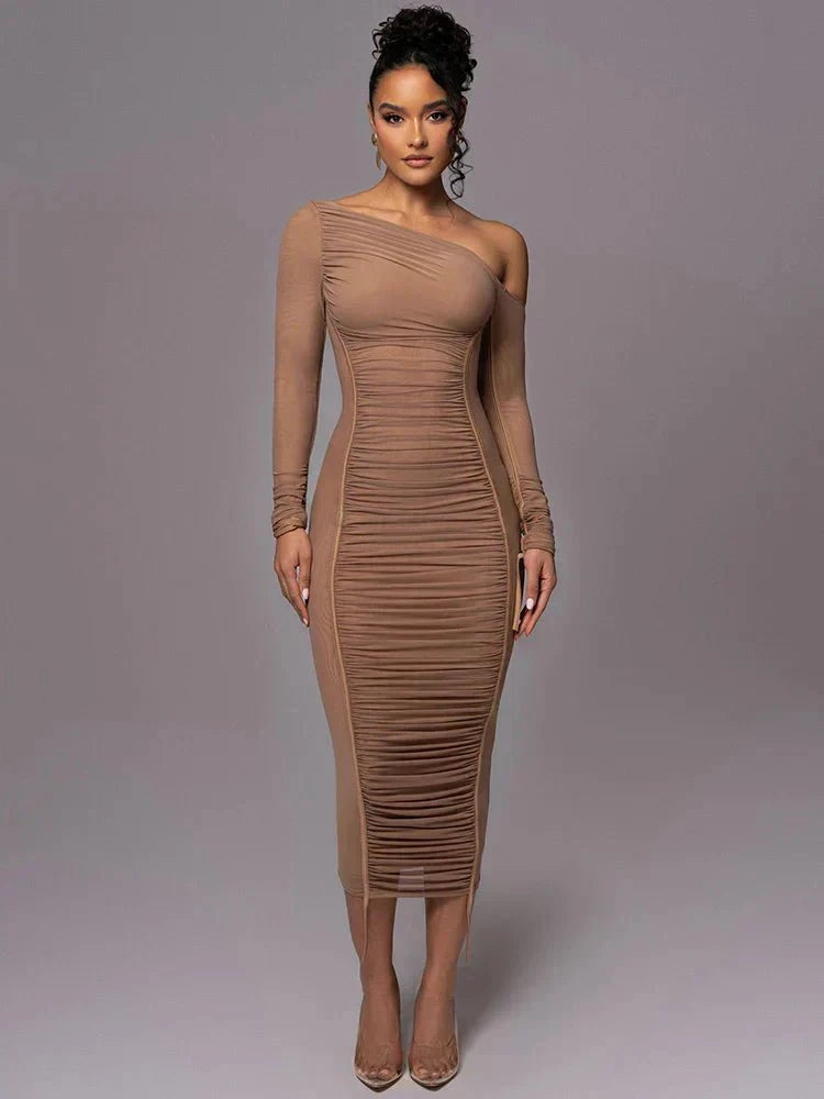 Lavinque Dress Marron / S Robe Asymétrique Beige | Moulante | Audacieuse et Élégante