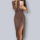 Lavinque Dress Marron / S Robe Fendue Épaules Dénudées | Noire Élégante | Séduisante et Intemporelle