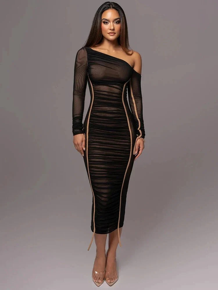 Lavinque Dress Noir / S Robe Asymétrique Beige | Moulante | Audacieuse et Élégante