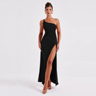 Lavinque Dress Noir / S Robe Rouge Fendue | Asymétrique | Glamour et Moderne