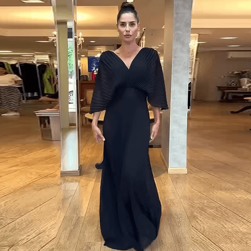 Lavinque Dress Noir / XS Robe Longue Plissée | Fluide | Élégante et Moderne