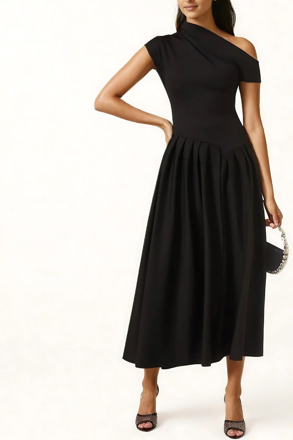 Lavinque Dress Noir / XS Robe Noire Asymétrique | Élégante | Moderne et Intemporelle