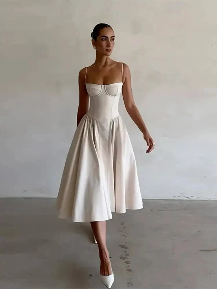 Lavinque Dress Robe Bustier Évasée | Élégance Vintage | Structurée et Féminine