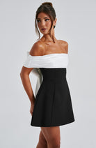 Lavinque Dress Robe Courte Bicolore | Épaules Dénudées | Élégante et Sophistiquée