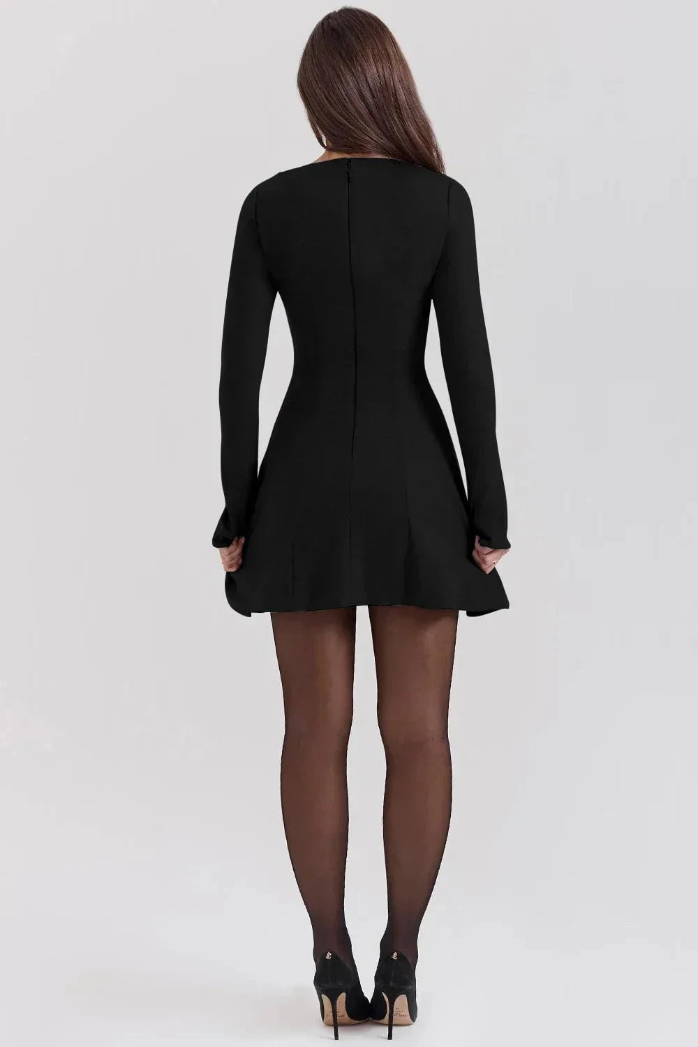 Lavinque Dress Robe Courte Noire | Col Haut & Manches Longues | Chic Minimaliste
