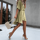 Lavinque Dress Robe Courte Satinée | Fluide | Légère et Élégante