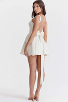 Lavinque Dress Robe Dos Nu | Crème | Élégante et Féminine