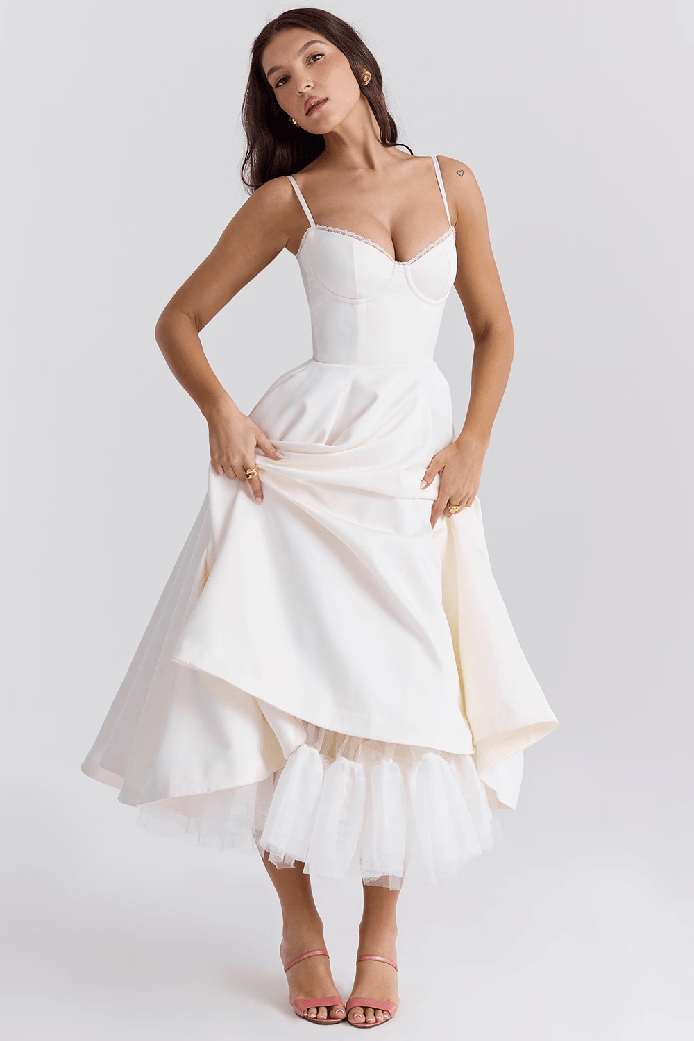 Lavinque Dress Robe Évasée | Satin | Élégance et Raffinement