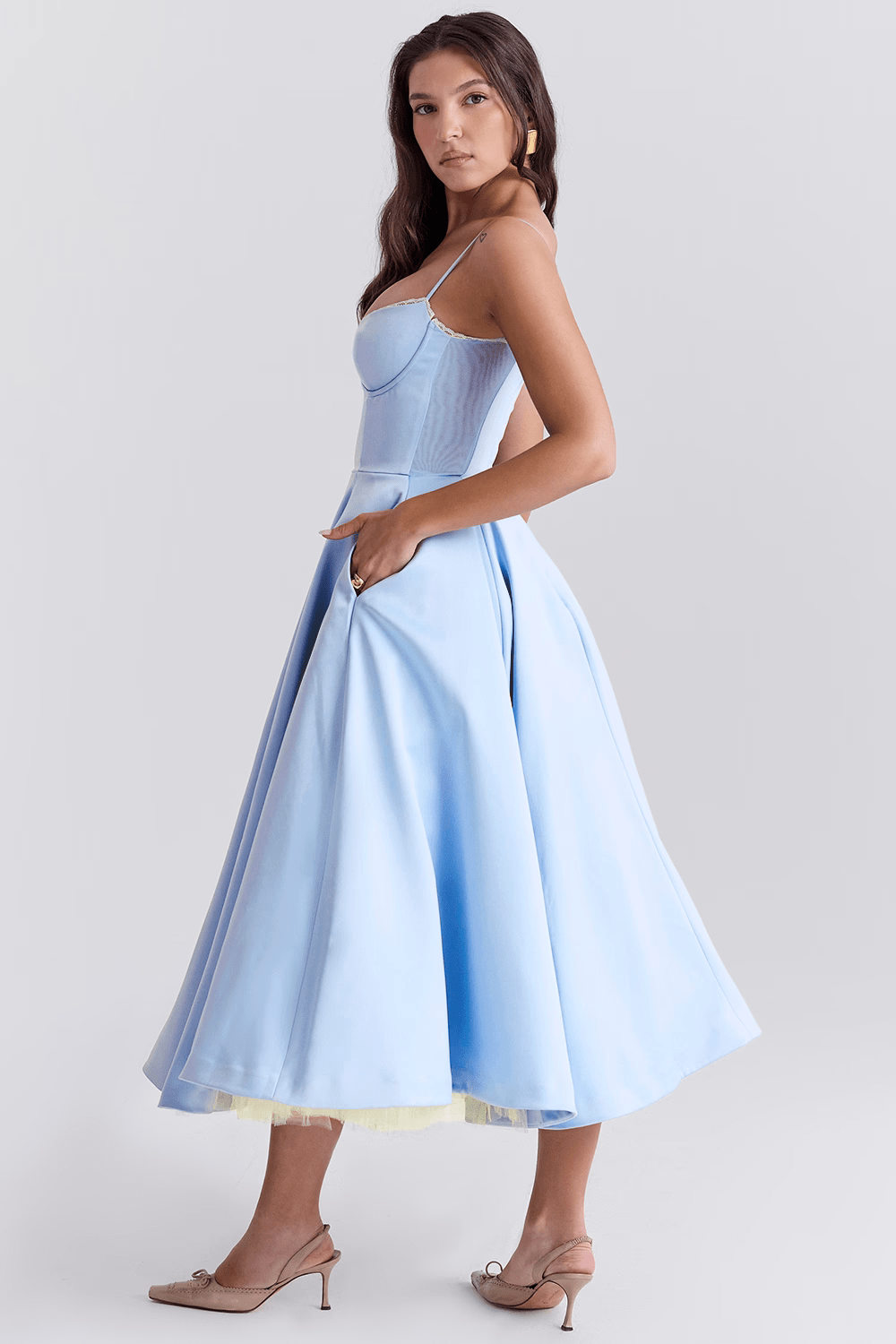 Lavinque Dress Robe Évasée | Satin | Élégance et Raffinement