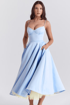 Lavinque Dress Robe Évasée | Satin | Élégance et Raffinement