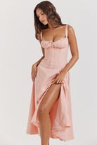 Lavinque Dress Robe Fleurie à Bretelles | Corsetée | Romantique et Légère