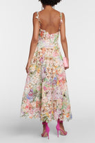 Lavinque Dress Robe Fleurie en Dentelle | Midi | Élégante et Romantique