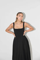 Lavinque Dress Robe Longue Évasée | Élégante | Fluide et Intemporelle