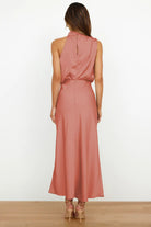 Lavinque Dress Robe Longue Satinée | Col Drapé | Élégance Intemporelle