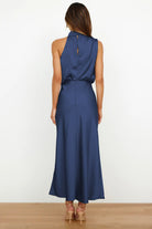 Lavinque Dress Robe Longue Satinée | Col Drapé | Élégance Intemporelle