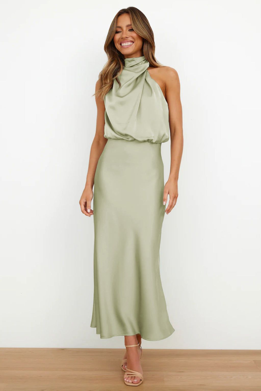 Lavinque Dress Robe Longue Satinée | Col Drapé | Élégance Intemporelle