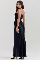 Lavinque Dress Robe Longue Satinée Noire | Bustier Drapé | Élégance Sensuelle