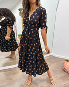 Lavinque Dress Robe Midi à Pois | Boutonnée et Cintrée | Élégance Rétro et Féminine