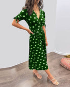 Lavinque Dress Robe Midi à Pois | Boutonnée et Cintrée | Élégance Rétro et Féminine