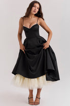 Lavinque Dress Robe Midi Évasée | Élégance | Douce et Féminine