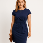 Lavinque Dress Robe Noire Ajustée | Plissée à la Taille | Élégante & Polyvalente