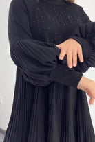 Lavinque Dress Robe Noire Ample | Manches Bouffantes & Col Montant | Élégance Oversize